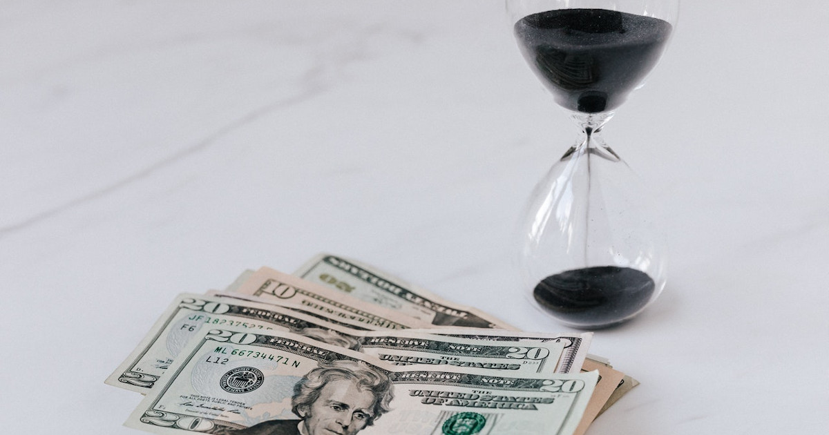 4 Ways the Client Portal Can Save Your Agency Time and Money by pexels-karolina-grabowska